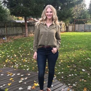 Meet your Posher, Angela